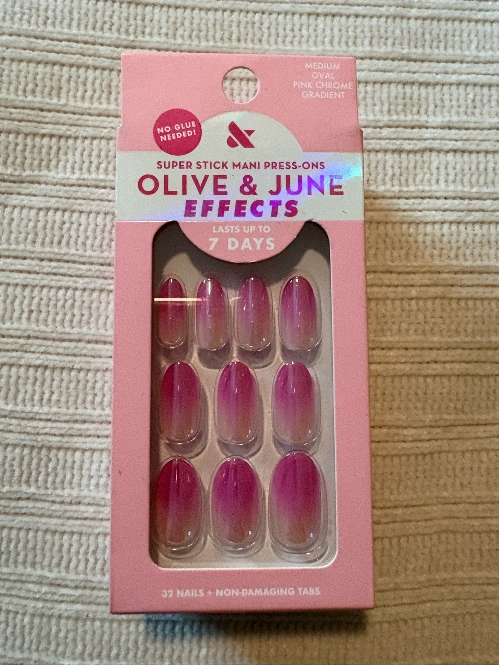 Olive & June Ombré Pink Chrome Gradient Press-On Nails Medium Oval